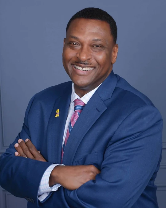 Cedric B Edwards Sr